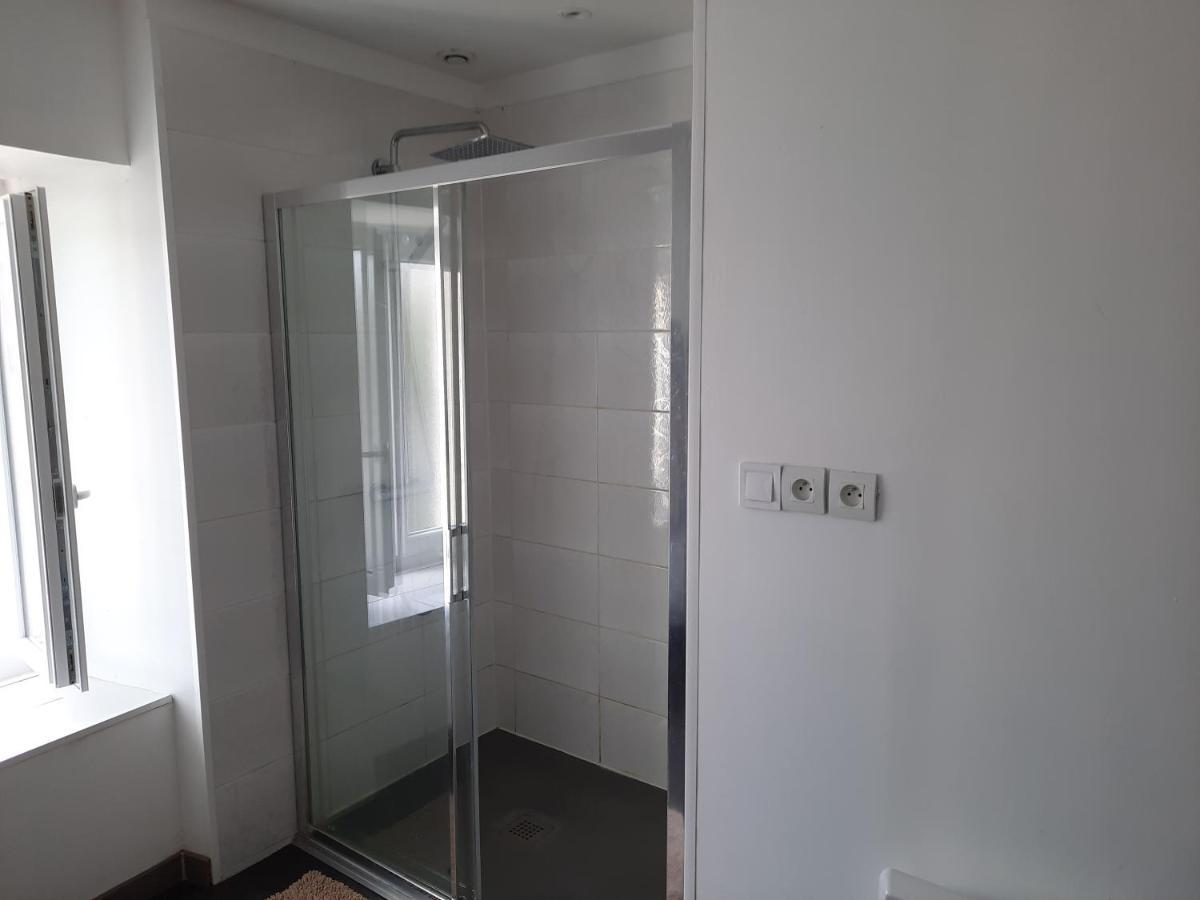 Appartement Tres Spacieux 4 Chambres 6 Couchages Noidans-le-Ferroux Ngoại thất bức ảnh