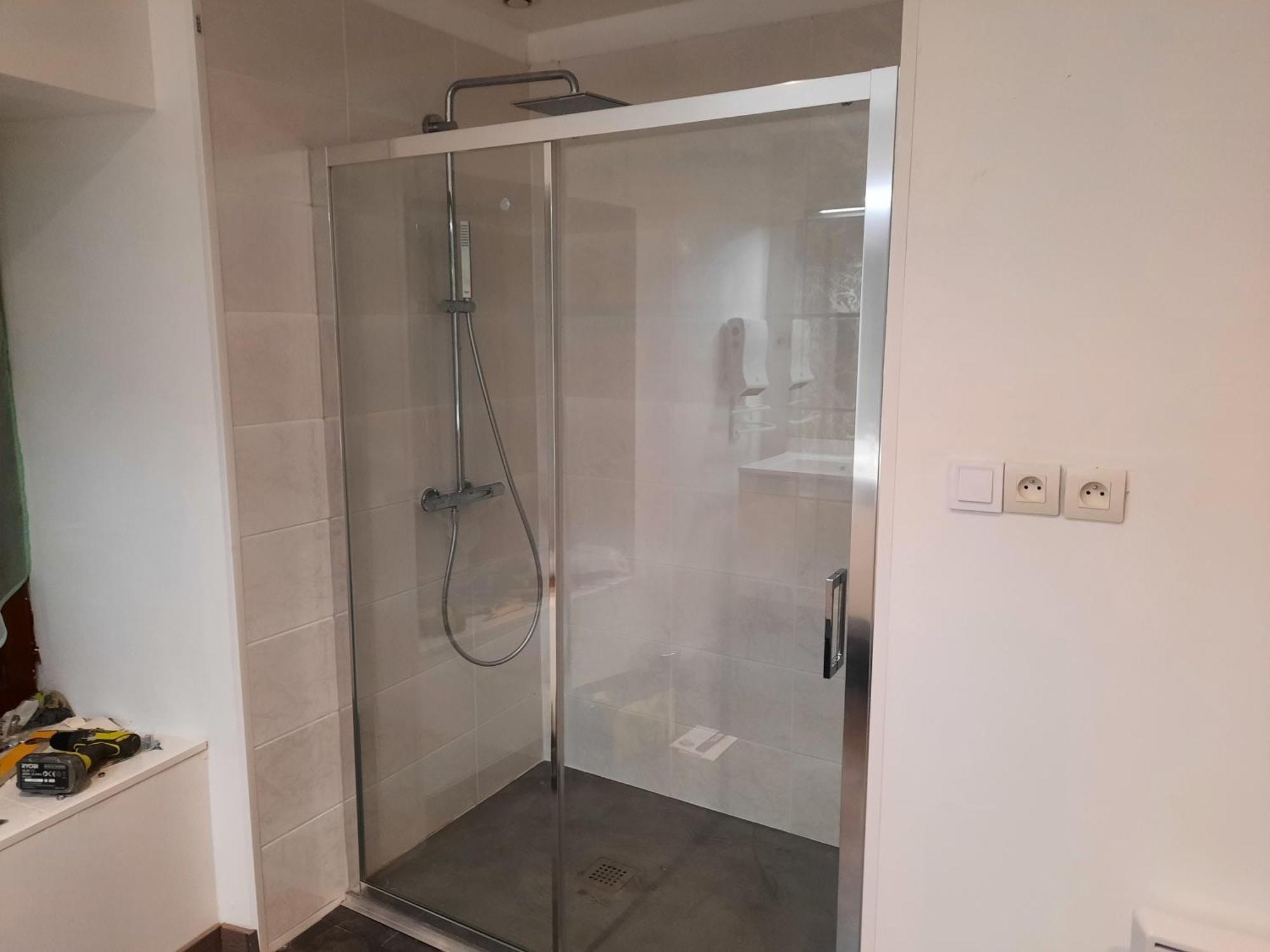 Appartement Tres Spacieux 4 Chambres 6 Couchages Noidans-le-Ferroux Ngoại thất bức ảnh